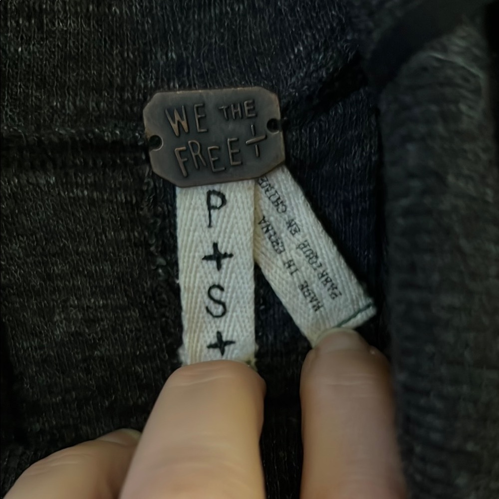 We The Free Gray and Black Long Sleeve Tee with Relaxed Fit - Picture 2 of 7
